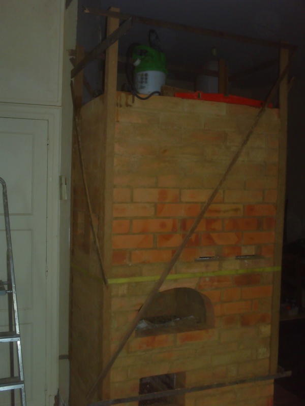 Construction du poêle de masse